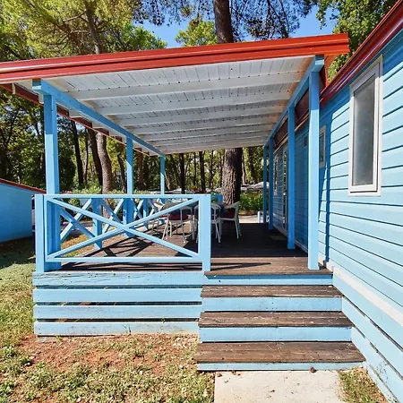 Mobile Homes In Kastanija Novigrad (Istria)