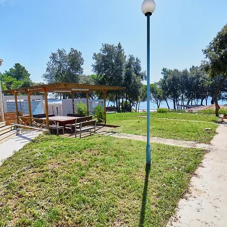 Mobile Homes In Kastanija Novigrad Istria
