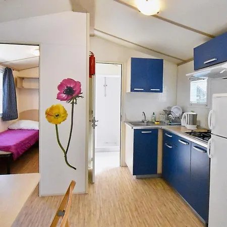 Mobile Homes In Kastanija Novigrad (Istria)