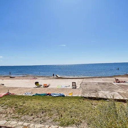 Holiday home Mobile Homes In Kastanija Novigrad (Istria)